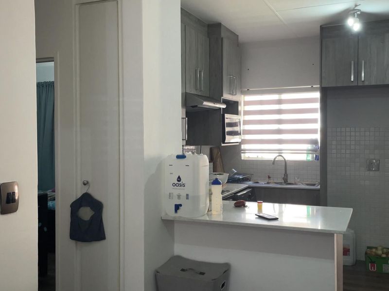 Neat Two Bedroom Available Now In Daffodil Gardens - Photo 7