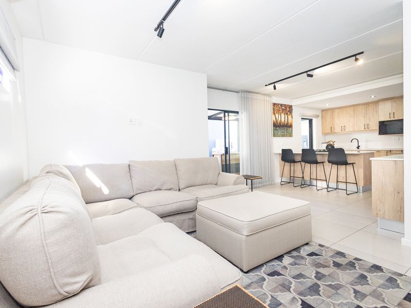 UPGRADED FOR LUXURY — DESIGNED FOR COMFORT, ENTERTAINMENT & MODERN LIVING! - Photo 7