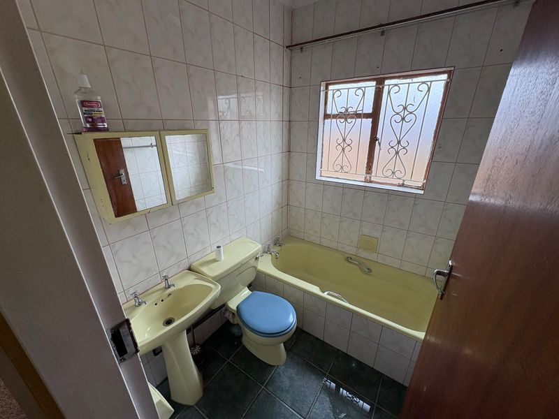 Charming 3-Bedroom Family Home - Photo 10