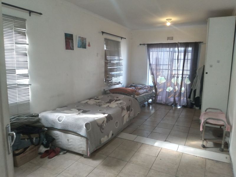 House For Sale In Cape Town - Photo 9