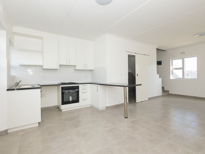 Modern 2-Bedroom Duplex for Sale – Bardale Living Estate - Photo 5