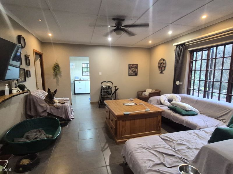 PRICED TO SELL - Photo 9