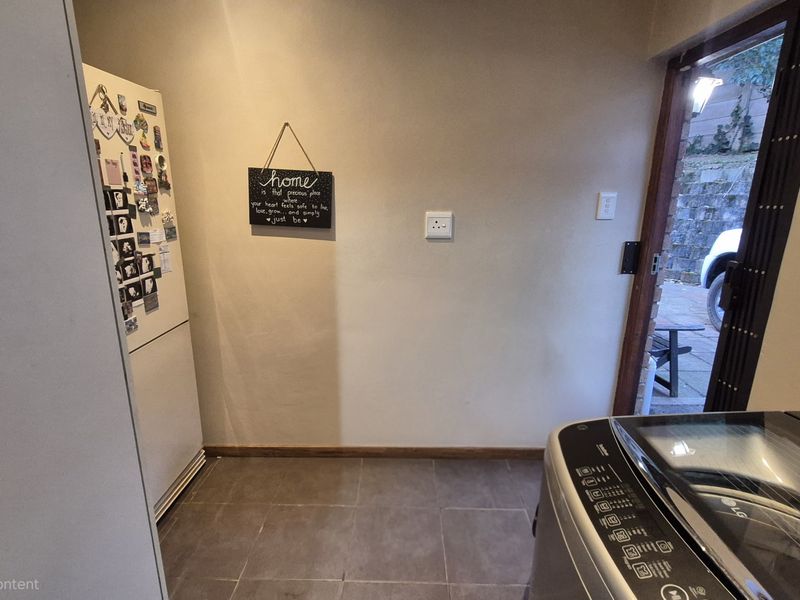 PRICED TO SELL - Photo 8