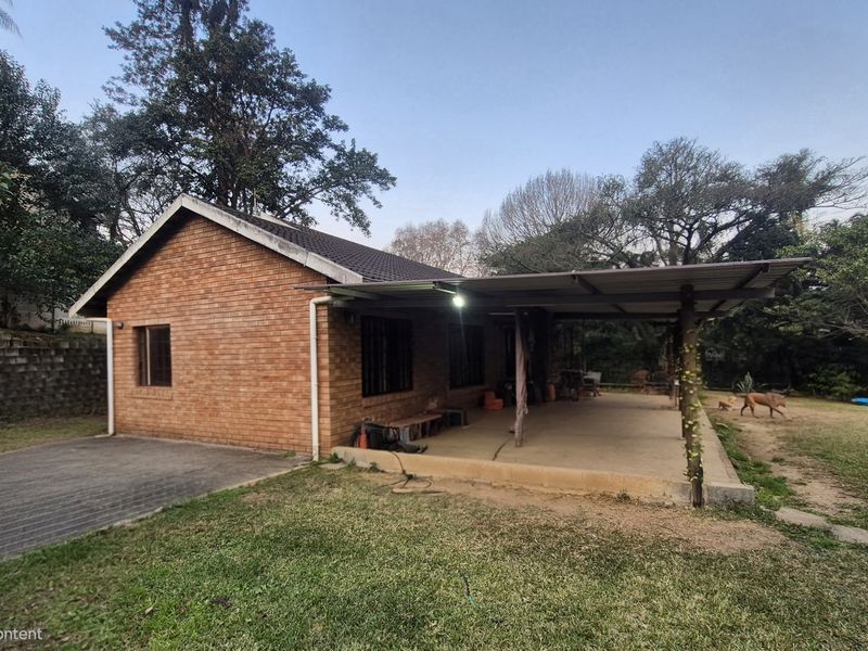 PRICED TO SELL - Photo 2