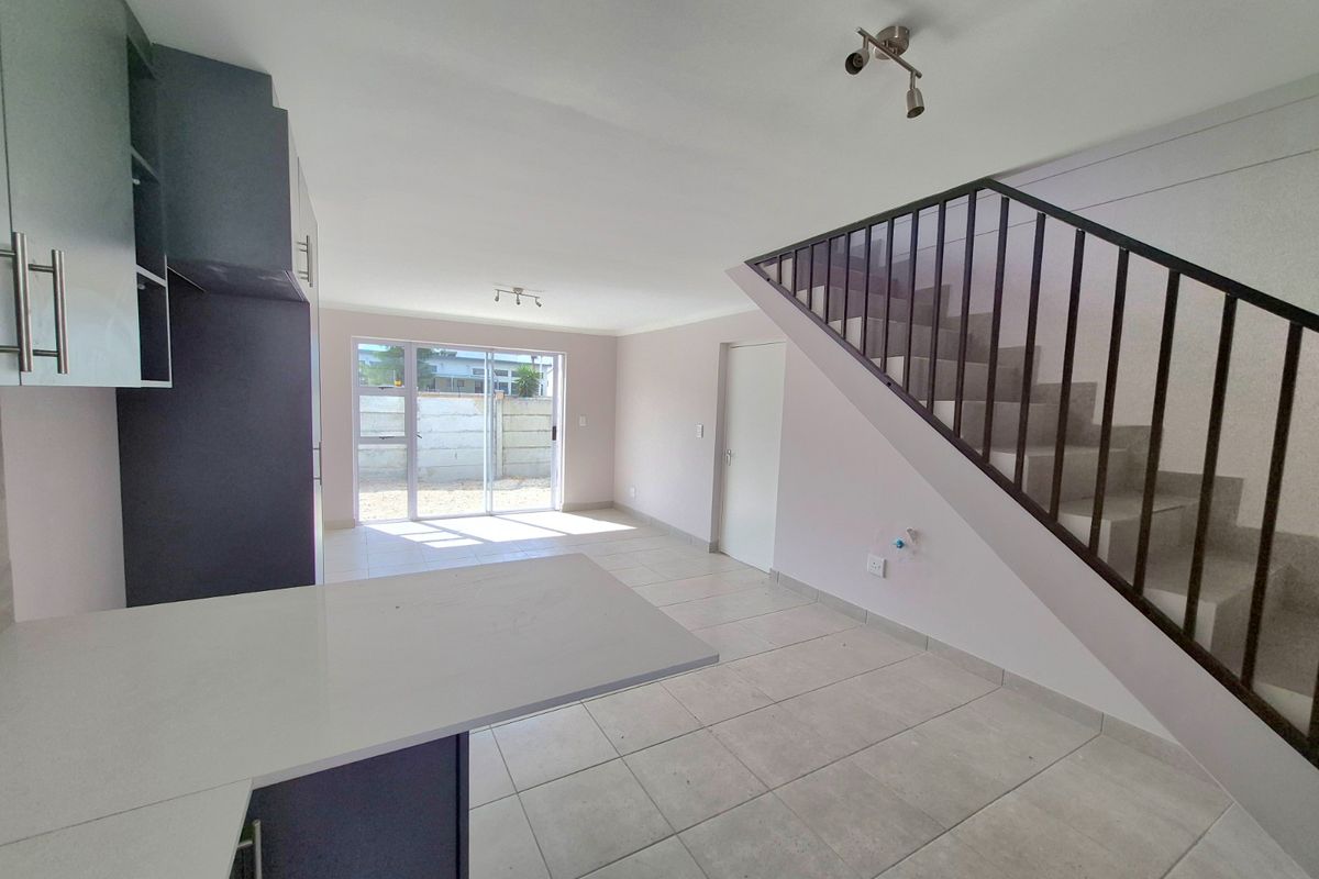 New Three Bedroom, Two Bathroom Semi-detached House For sale in Hazendal - Photo 5