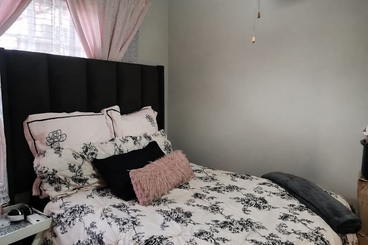 Apartment For Sale In Potchefstroom - Photo 5