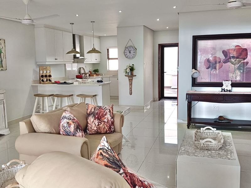 Modern Sea View Apartment - a stroll to the beach - Photo 2
