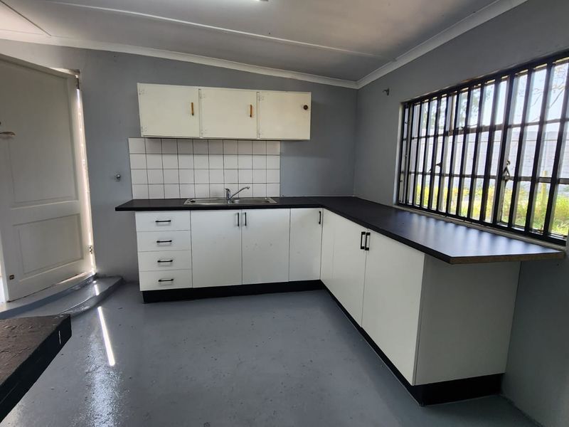 READY TO ESCAPE THE CITY? YOUR NEW HOME AWAITS!!! - Photo 7
