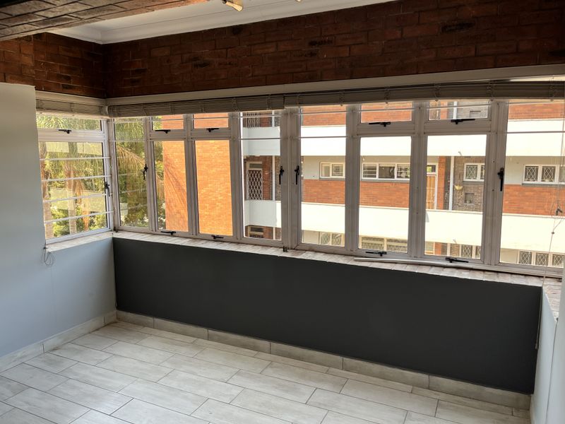 Recently Renovated Residence - Photo 3