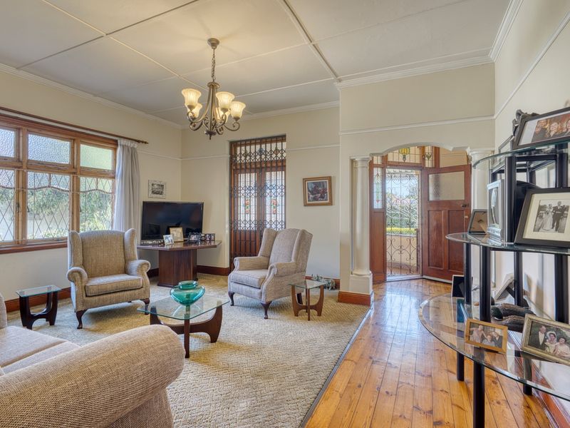 Timeless Family Home on Level, Beautifully Landscaped Ground - Photo 2