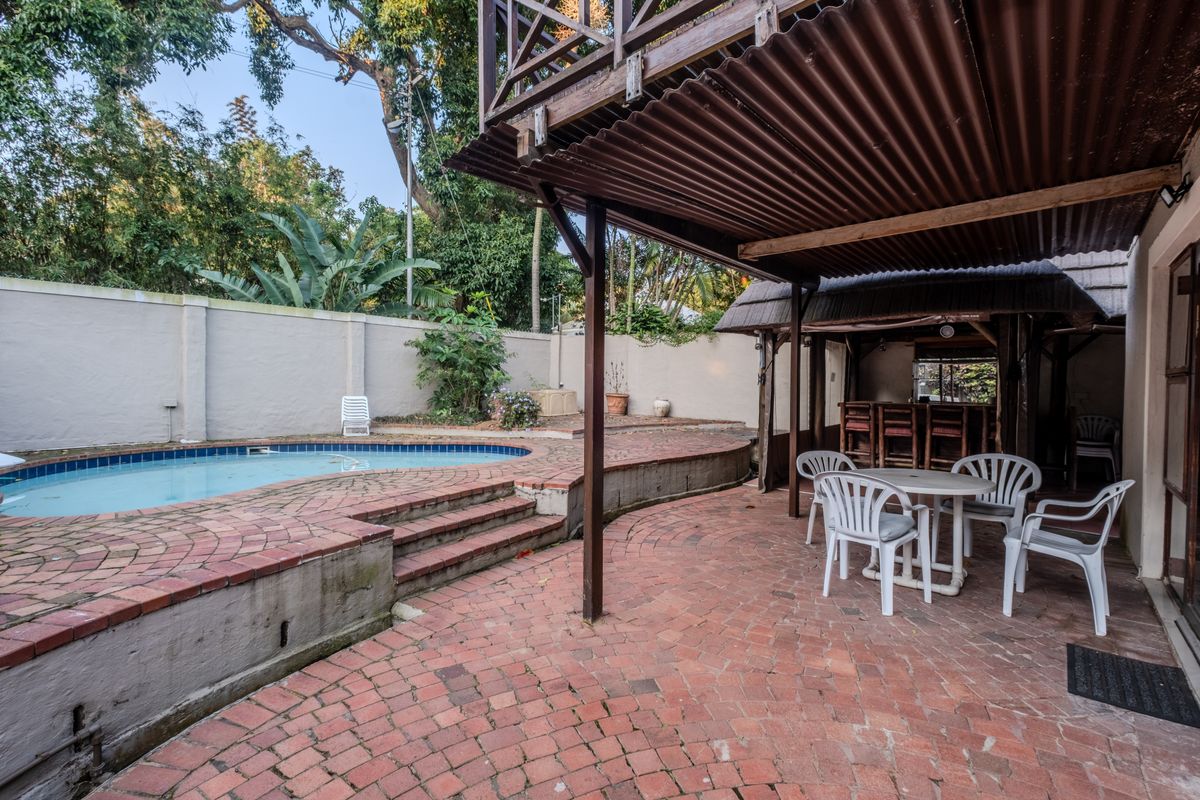 Priced to sell-  house  with flatlet and pool - Photo 3