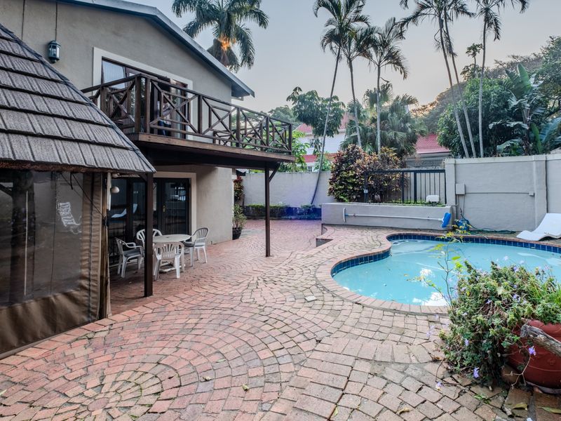 Priced to sell-  house  with flatlet and pool - Photo 4
