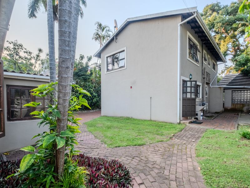Priced to sell-  house  with flatlet and pool - Photo 8