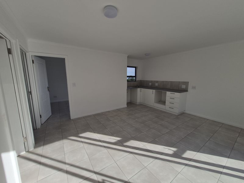 New development | 2 bed rental | 2 balconies | Kommetjie - Photo 9