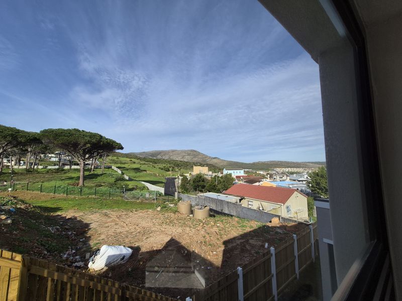New development | 2 bed rental | 2 balconies | Kommetjie - Photo 7