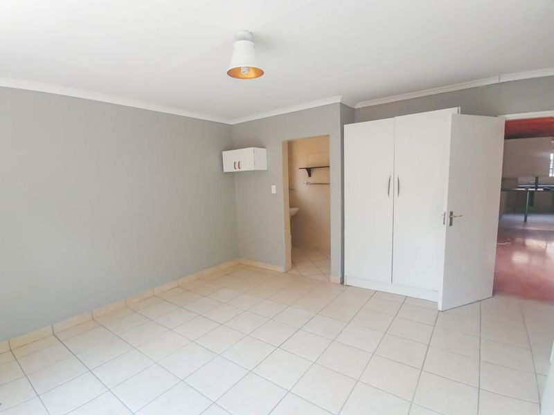 Space, Style & Security – Your Family’s Next Chapter Starts Here! - Photo 6