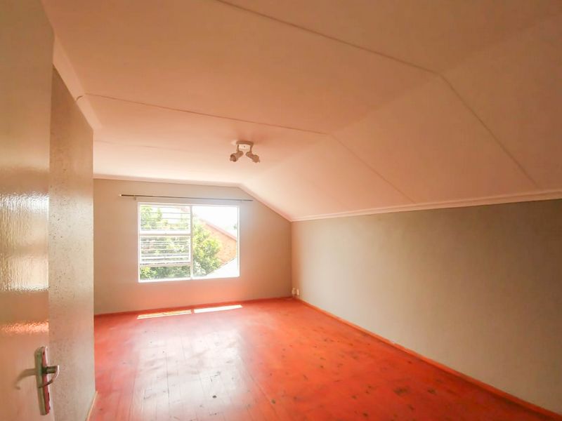 Space, Style & Security – Your Family’s Next Chapter Starts Here! - Photo 5