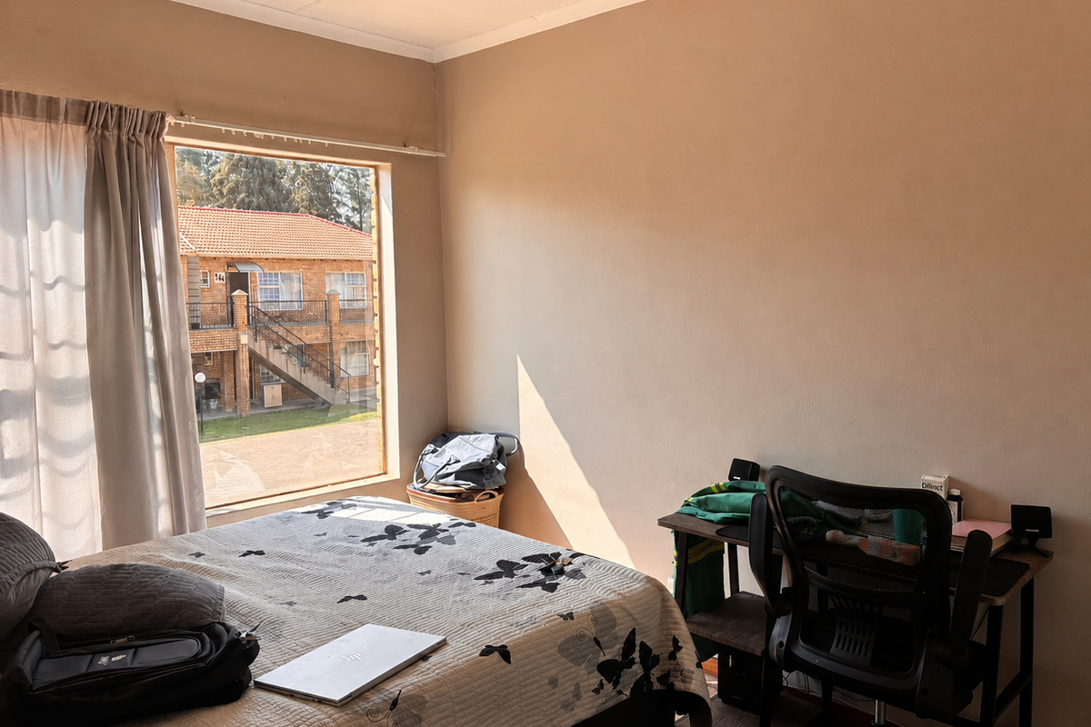 Charming 2-bedroom apartment for sale in Sylviavale, Vanderbijlpark – perfect for first-time buyers - Photo 5