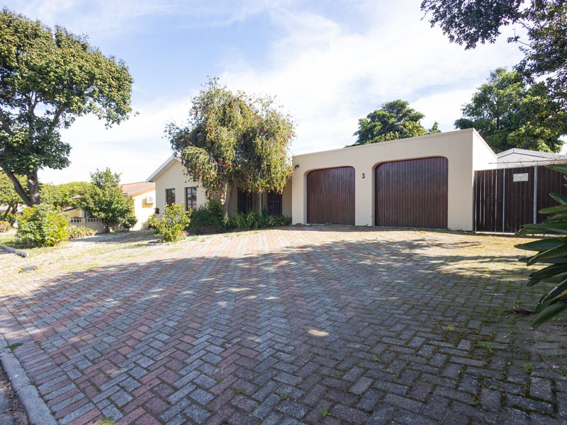 Spacious Home in Ferndale, Brackenfell - Photo 2