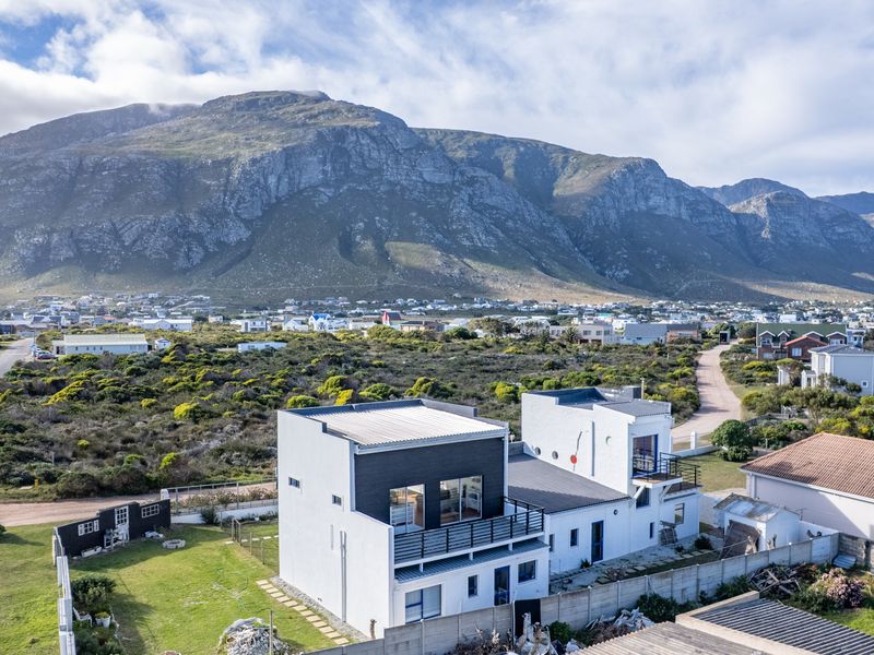 A Light-Filled Coastal Home with Character, Views & Versatile Living - Photo 2