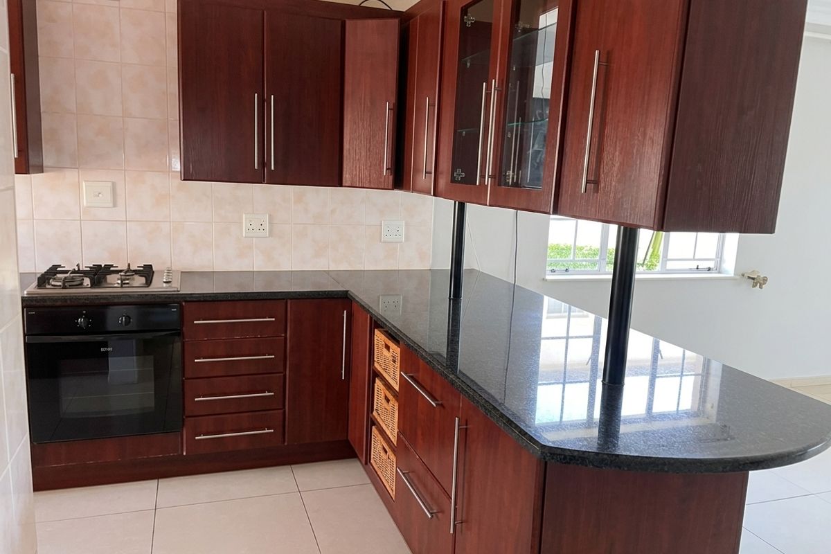 Top of the Range 60% Off-Grid Family Home To Rent - Photo 4