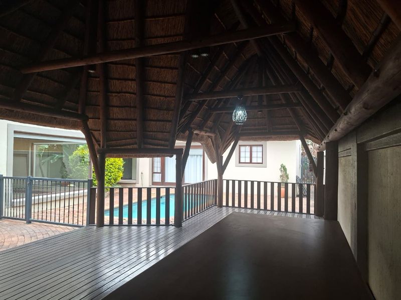 Luxury Estate Living inVanderbijlpark SE8 - Photo 9