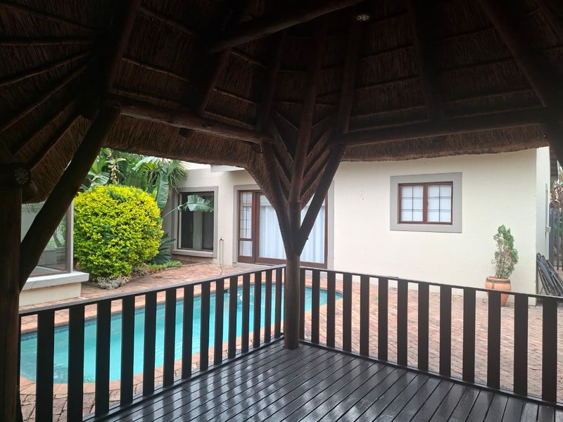 Luxury Estate Living inVanderbijlpark SE8 - Photo 4