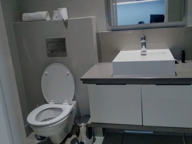 Fully Furnished To Let at The Capital Hotel and Apartments : Bachelor Unit R9,950 Monthly Rental - Photo 3
