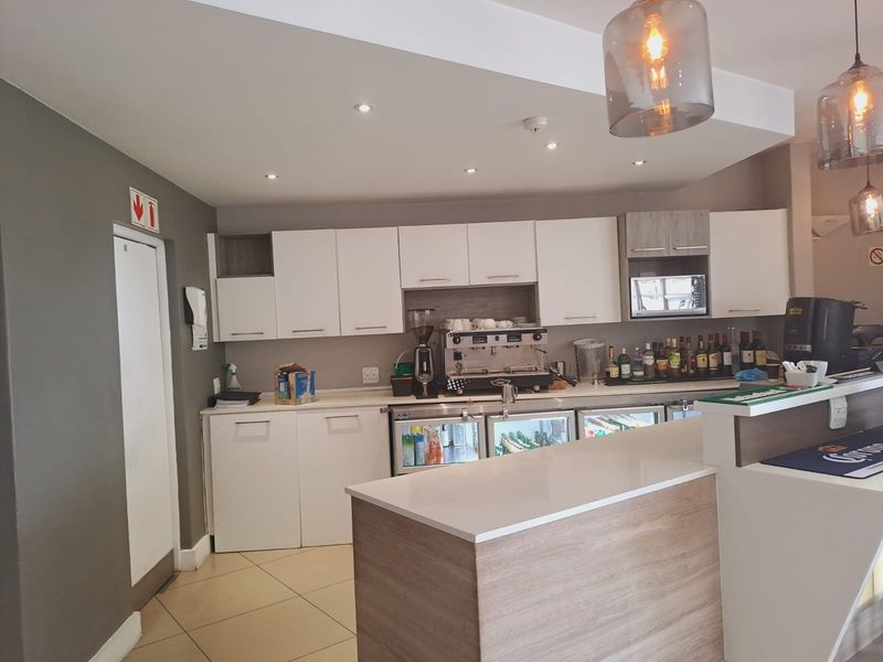 Fully Furnished To Let at The Capital Hotel and Apartments : Bachelor Unit R9,950 Monthly Rental - Photo 6