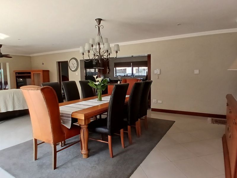 Modern cluster for sale in Lambton. - Photo 10