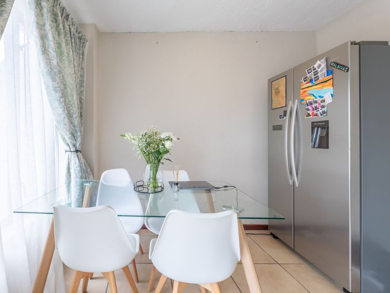Lovely three bedrooms townhouse for sale in Parklands! - Photo 8