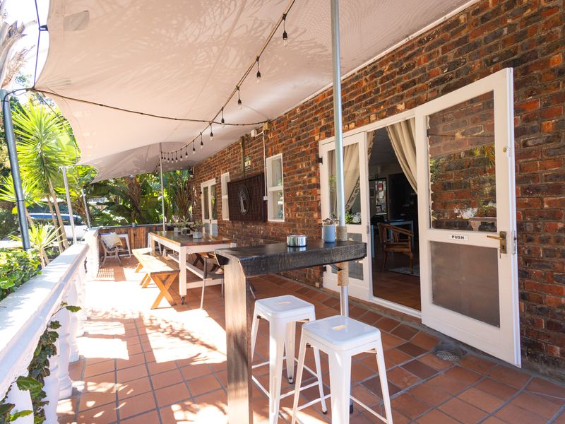Exceptional Guesthouse, Investment Opportunity & Spacious Family Home - Photo 10