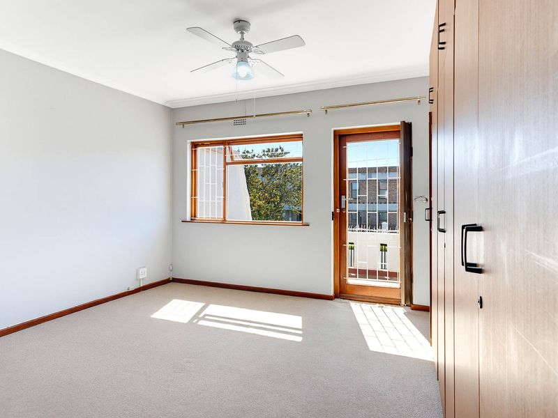 Spacious Duplex in family-friendly Complex - Photo 9