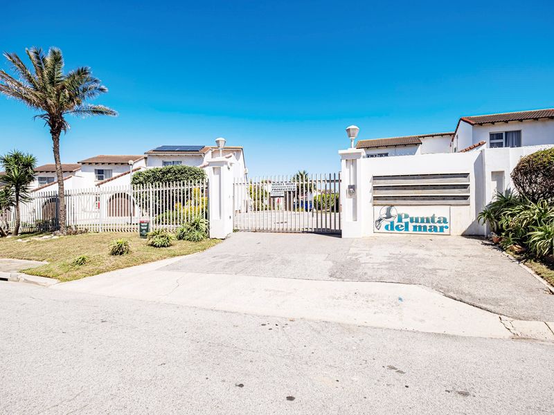 BLUEWATER BAY 3 BED 2 BATH TOWNHOUSE WITH GARAGE FOR RENT - Photo 1