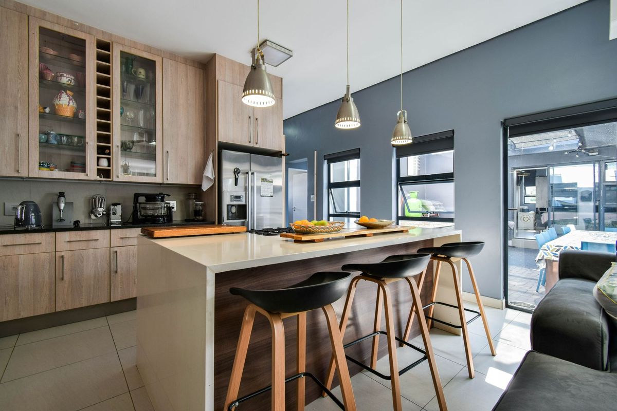 Single level family home - Photo 3