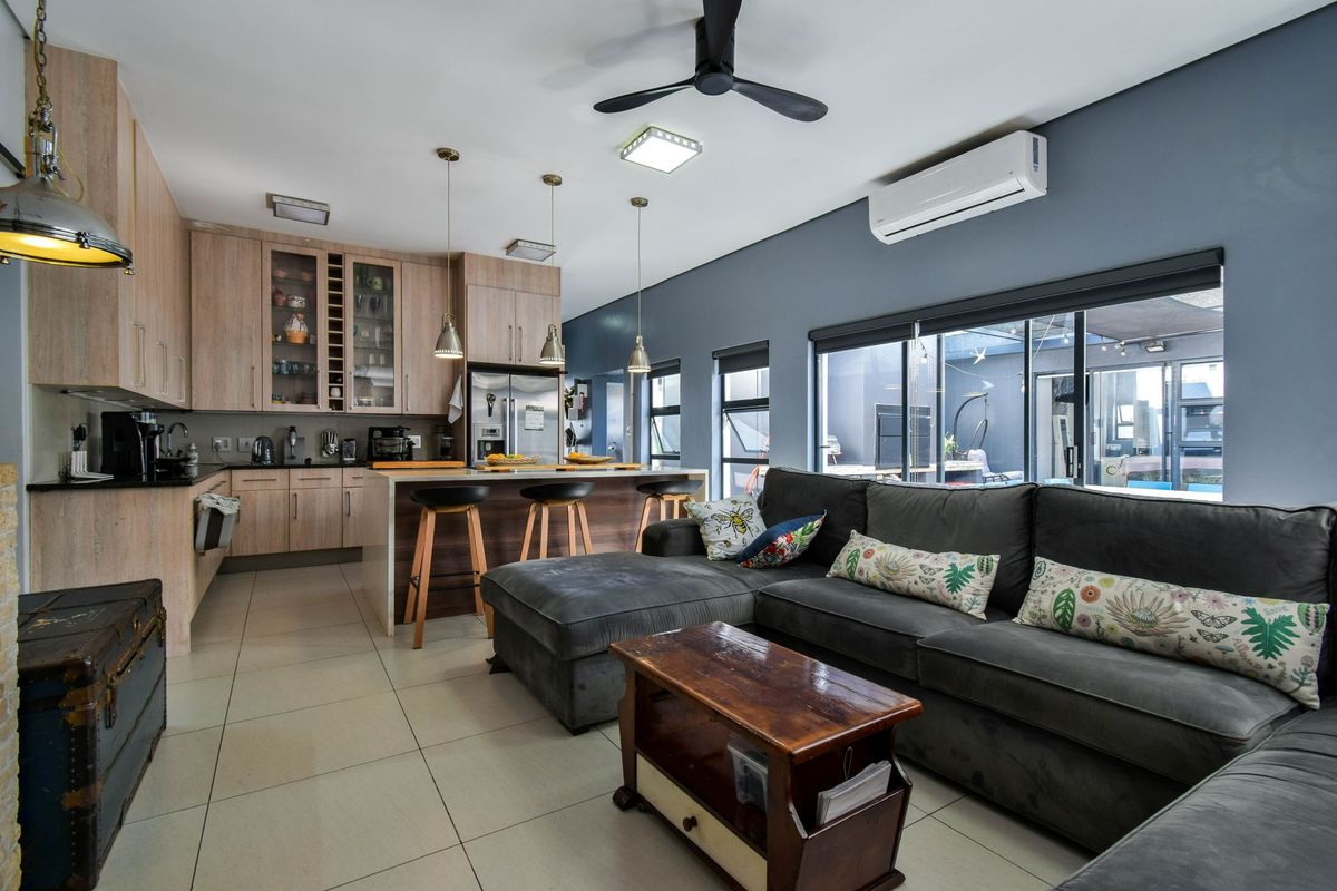 Single level family home - Photo 5