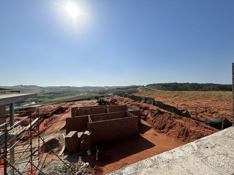 Luxurious Free Standing Home On Exclusive Golf Estate - Photo 10