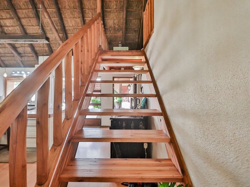 Stunning home in Lakeland - Photo 9