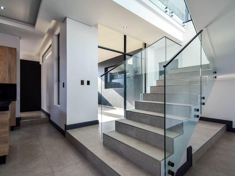 Stylish Double Story Family Home with Exceptional Entertaining Spaces - Photo 2