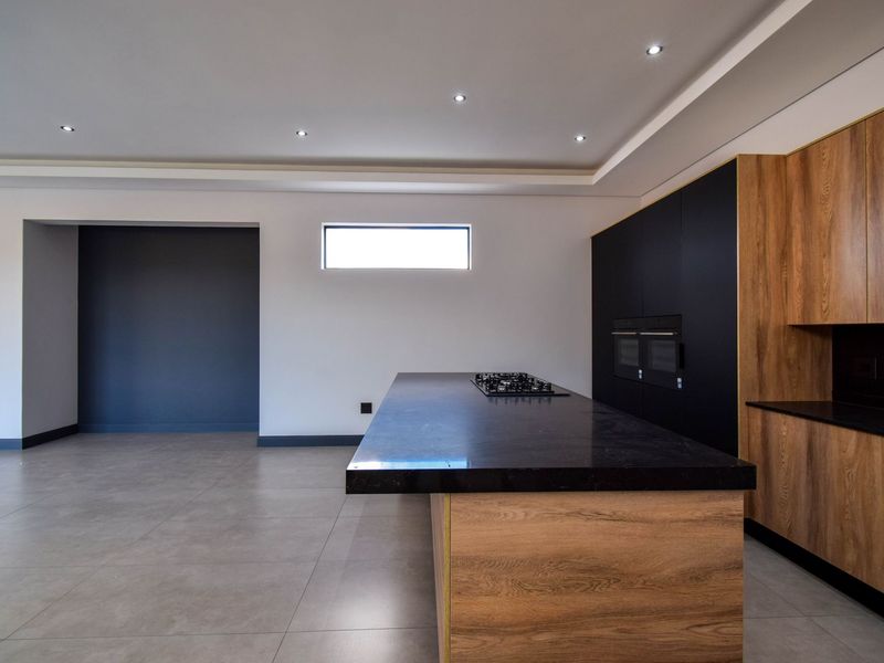 Stylish Double Story Family Home with Exceptional Entertaining Spaces - Photo 9