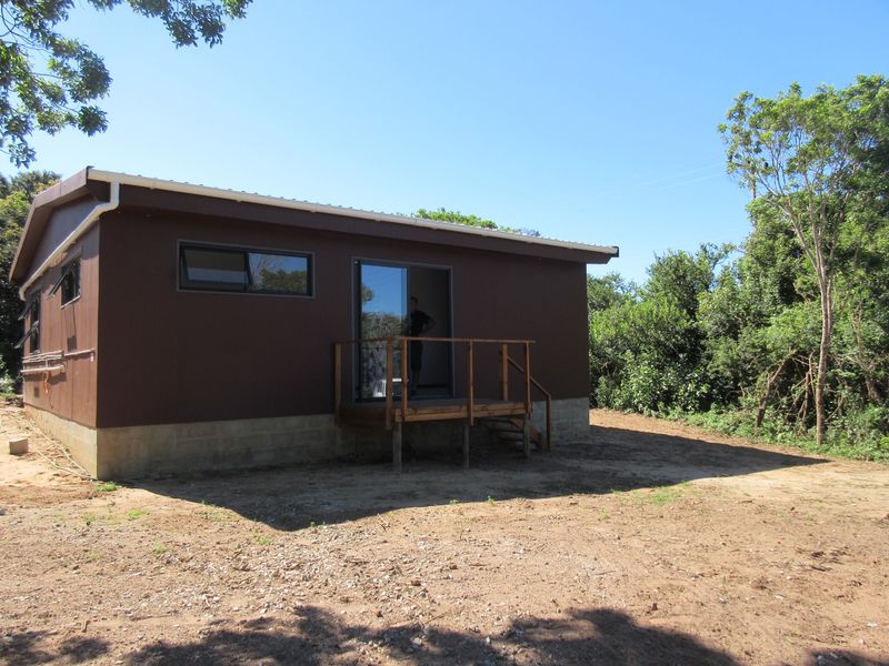 2 Bedroom House for Sale in Bathurst - Photo 2