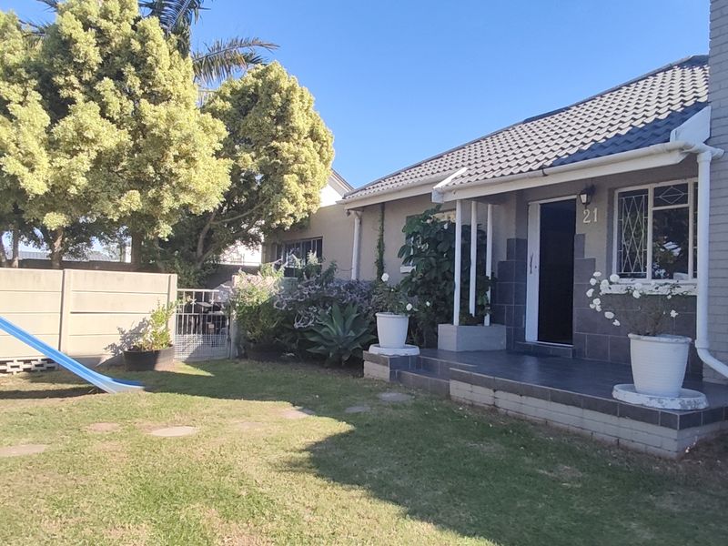 Charming 3-Bedroom Freehold Home in Kabega, Port Elizabeth – Perfect for Families and Pet Lovers!! - Photo 2