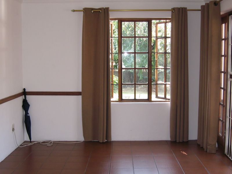 Beautiful Family Home for sale in the Popular Moot Area - Photo 9