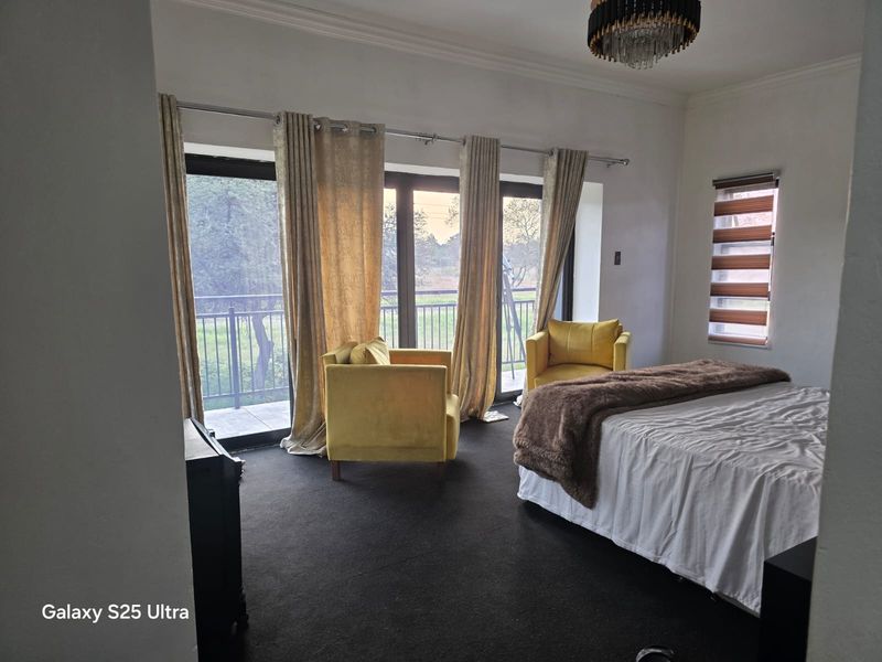 Luxury living in sought after estate in Theresapark - Photo 9
