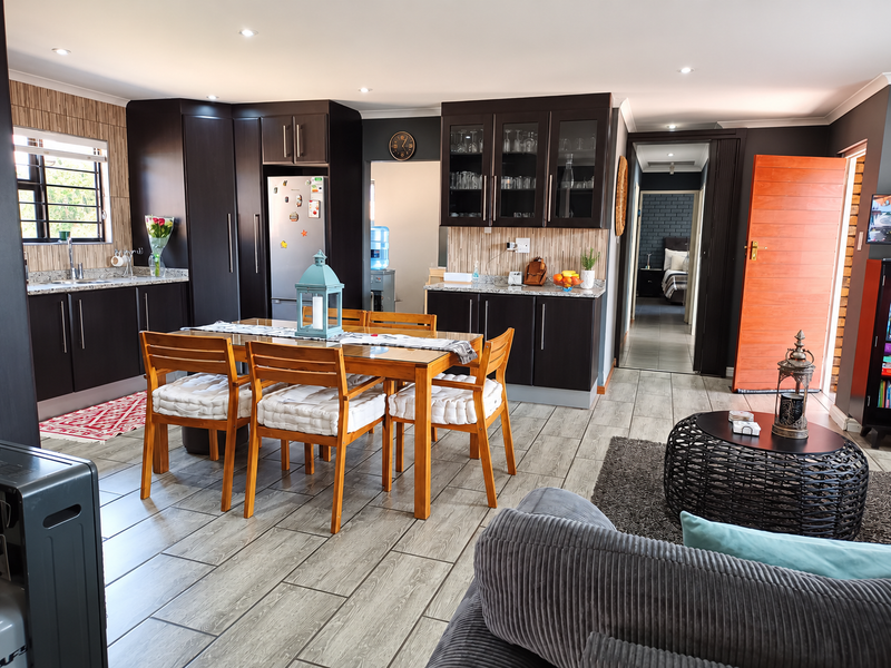 🏡 STUNNING 3-BEDROOM FAMILY HOME FOR SALE IN ELANDSPARK - Photo 6