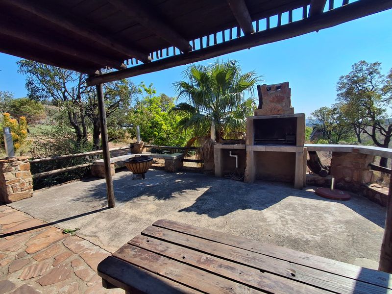 Charming 2-bedroom house for sale in Utopia, Rustenburg—perfect for families or investors! - Photo 10