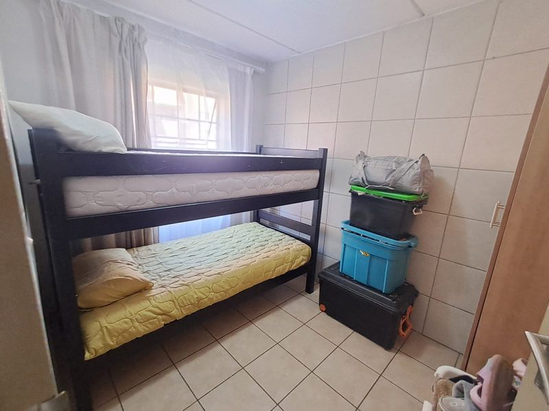 2BEDROOM GROUND-FLOOR APARTMENT - Photo 7