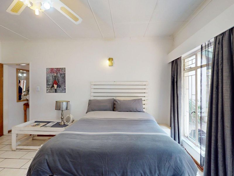 Spacious Family Home with Endless Potential - Photo 4