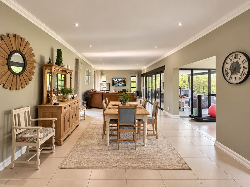 Modern 3-Bedroom Home with Stylish Patio Living in the Beautiful Pebble Rock Estate - Photo 3