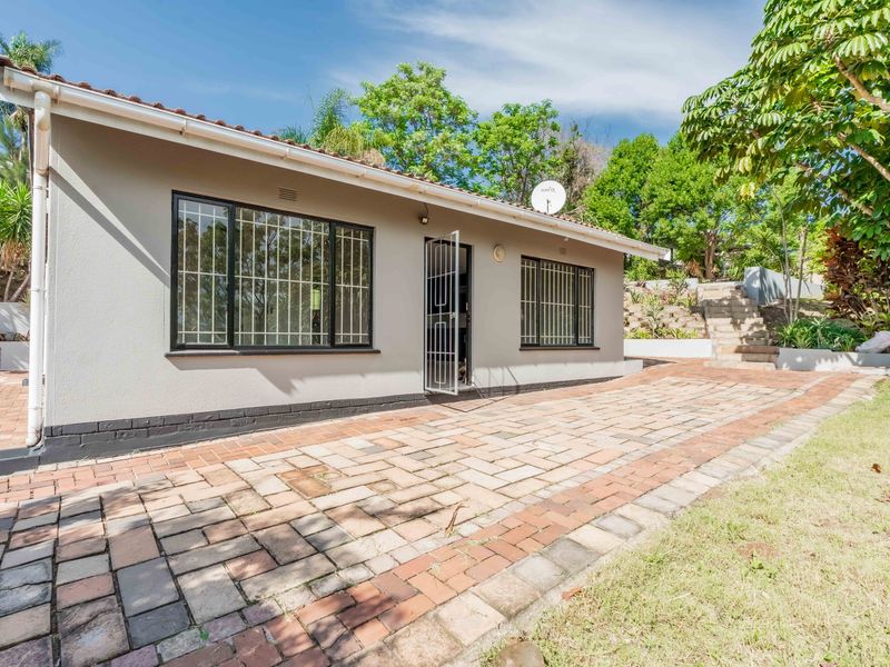 HOME IN CAVERSHAM GLEN – IDEAL STARTER HOME! - Photo 4